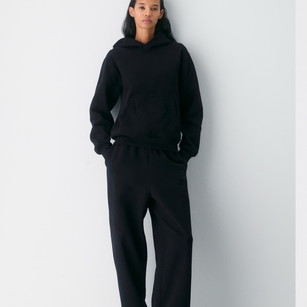 Black Hoodie a